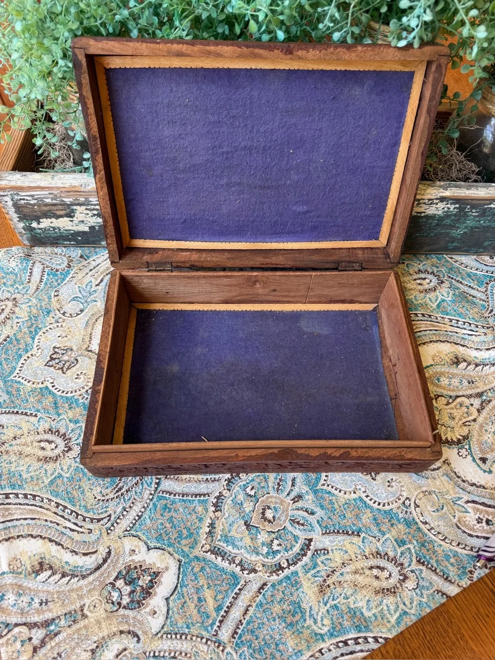 Carved Wood Jewelry Box Floral Inlay Large Keepsake Chest Vintage